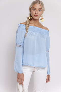 Blusa Brigitte celeste