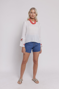 Blusa blanca bordada - comprar online