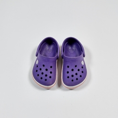 TALLE 4 C 5 ( SUELA 13 cm ) - GOMON VIOLETA BLANCO - CROCS