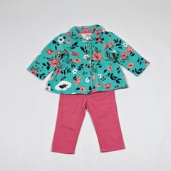 TALLE 9 MESES - CONJUNTO JEAN FUCSIA SAQUITO ALGODON C/FRISA VERDE FLORES - CARTERS