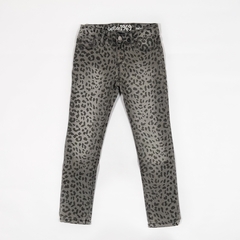 TALLE 6 - JEAN CHUPIN RIGIDO GRIS ANIMAL PRINT - GAP