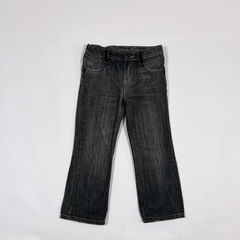 TALLE 4T (4 AÑOS) - JEAN NEGRO RECTO - GUESS