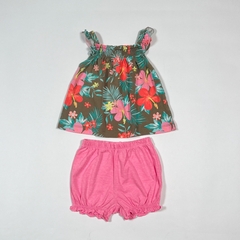 TALLE 12 MESES - CONJUNTO REMERA S/MANGA VERDE FLORES C/SHORT FUCSIA - CARTERS