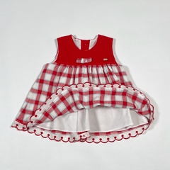 TALLE 24 MESES - VESTIDO S/MANGA C/BOMBACHUDO Y CAPELINA ROJO CUADROS BLANCOS - YOECHU en internet