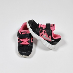 TALLE 25 ( UELA 18 CM ) - ZAPATILLAS DEPORTIVAS NEGRA ROSA FLUOR CORDONES ELASTICOS C/VELCRO - NIKE - comprar online