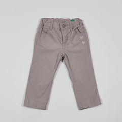 TALLE 1 AÑO - PANTALON GABRADINA FORRADO ALGODON LILA BORDADO - BENETTON