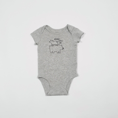 TALLE 3 MESES - BODY M/CORTA GRIS OSO - CARTERS