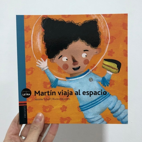 MARTÍN VIAJA AL ESPACIO