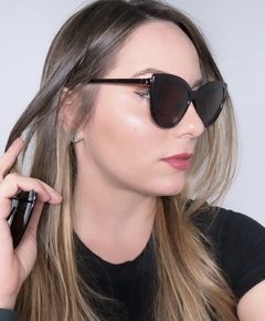 CLIP ON - 8711 - TARTARUGA MARROM + 2 LENTES SOLARES na internet