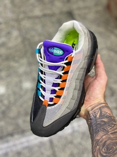 AIR MAX 95 na internet