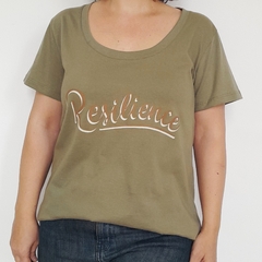 Remera Resilience Escote Redondo Verde Militar - Despertate