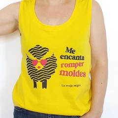 Musculosa Oveja Negra Amarillo - comprar online