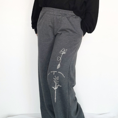 Pantalon Mi Mejor Version Gris Topo Glither