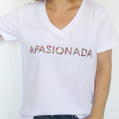 Remera Apasionada Escote V Blanco