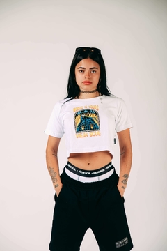 Crop Top World Is Yours Blanco - KITCH TECH