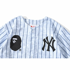 Casaca MLB Stripped Painted BAPE X NY YANKEES (AAA) - 98USD