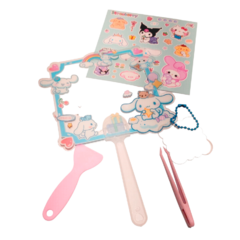 Set Abanico DIY Sanrio Plastico + Stickers aleatorios - comprar online