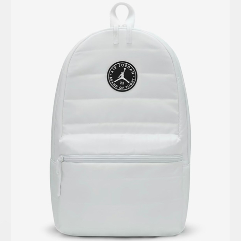 Mochila Jordan essentials wht - 200usd