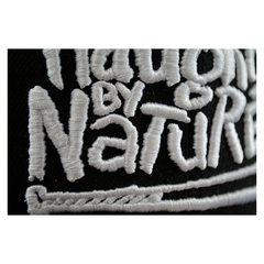 Gorra Visera Plana New Era x Naughty by Nature 90s - 9 Fifty - KITCH TECH