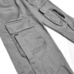 Pantalon Cargo Strap Baggy Riddim Gabardina