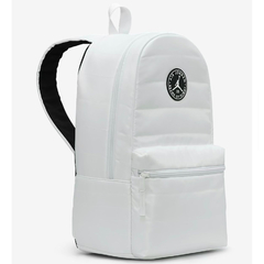 Mochila Jordan essentials wht - 200usd en internet