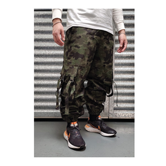 Pantalon cargo ancho con tiras camuflado militar - comprar online