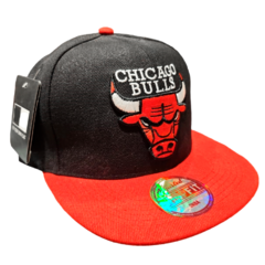 Gorra SnapBack Bulls Chicago Logo Regulable - comprar online