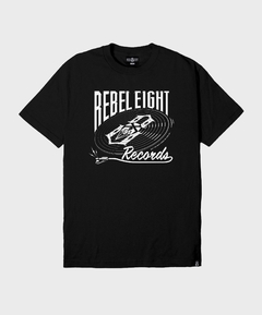 Remera Rebel Eight 8 And The Beat Goes On