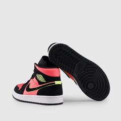 Zapatillas Nike Air Jordan 1 Mid Fluo en internet