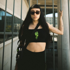 Remera Crop Top "Green Dragon"