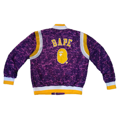 Campera Bomber NBA Retro Vintage Lakers x BAPE - 400 USD - KITCH TECH