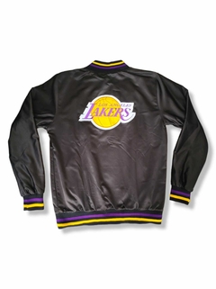 Campera Universitaria Black Lakers Diseño Clásico - comprar online