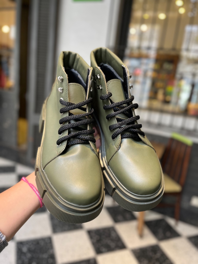 Borcegos Voru Verde Comprar en El Cuartito Zapatos