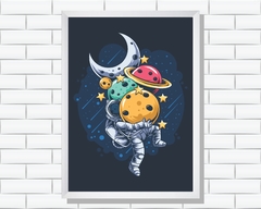 Quadro Astronauta carregando Planetas - comprar online