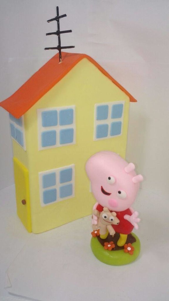 CASINHA DA PEPPA PIG de EVA 