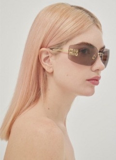 Lente Modelo MIU MIU - Runway - comprar online