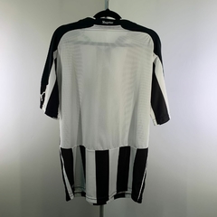 Newcastle Home 2010/11 - Puma na internet