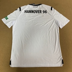 Hannover 96 Goleiro 2020/21 - Macron na internet