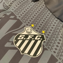 Santos Agasalho Treino 2022 - Umbro - comprar online