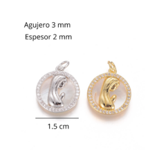 DIJE VIRGEN NIÑA STRASS BASE NACARADA DORADO BAÑADO EN ZIRCONIA - comprar online