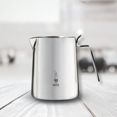 https://acdn.mitiendanube.com/stores/001/022/820/products/milk-pitcher-bialetti1-57baa371bd41dc901016940928602369-480-0.png