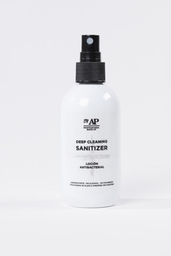 Deep Cleaning Sanitizer Antibacterial Andrea Pellegrino