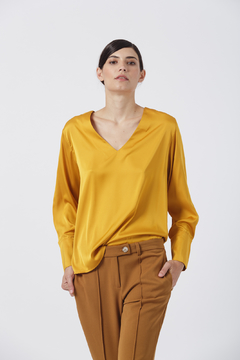 BLUSA SATEN ESC V 42 AL52 (230441)