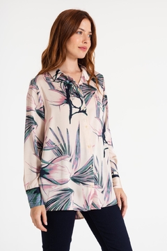 Imagen de 260131- BLUSA SATEN ESTAMPADA