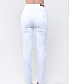 Jean recto blanco elastizado - comprar online