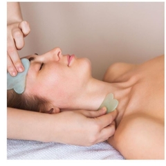 Gua Sha Masajeador Facial/corporal Piedra Jade Original Caja - COSMETICAMUNDOONLINE