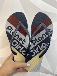 Chinelo Planet Girls