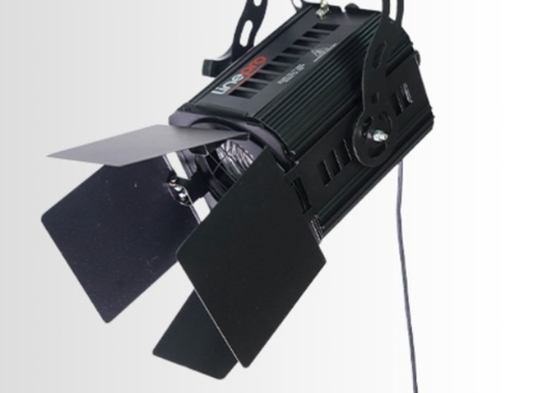 Iluminador Fresnel Linepro Led 500w 4000k