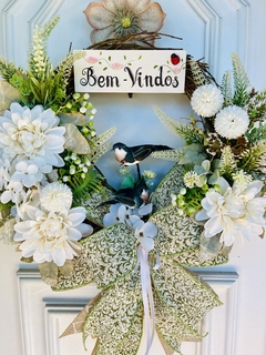 Guirlanda Bem-Vindos Flores Do Campo 39cm casal de passarinhos - comprar online
