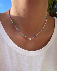 Choker Mini Miçangas Tubinhos e Estrela Madrepérola - Banhada à Prata / Banhada à Ouro ☼ - comprar online